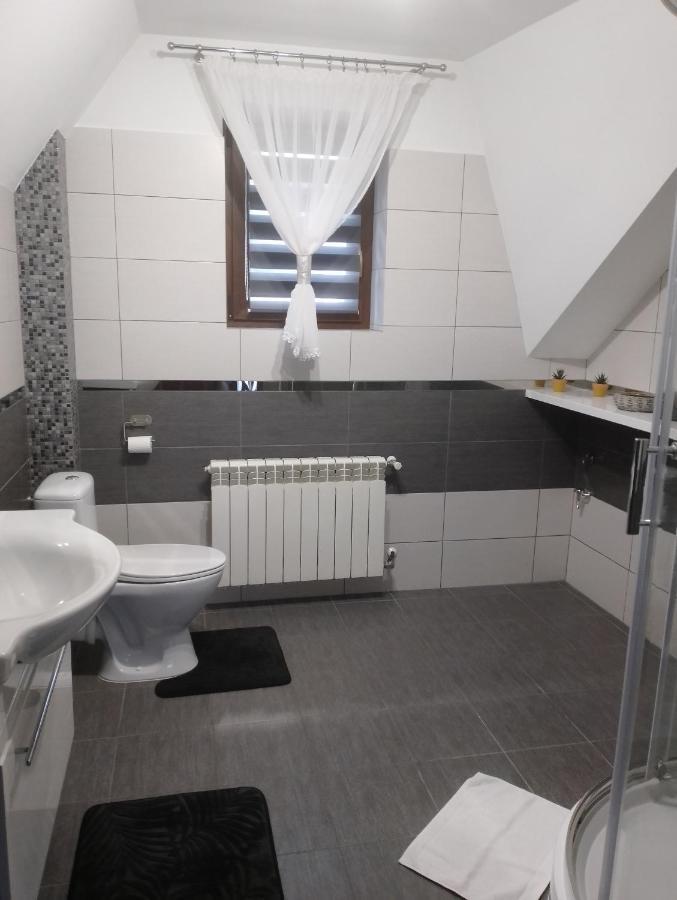 Apartamento Zakatek Pienin Grywald Exterior foto